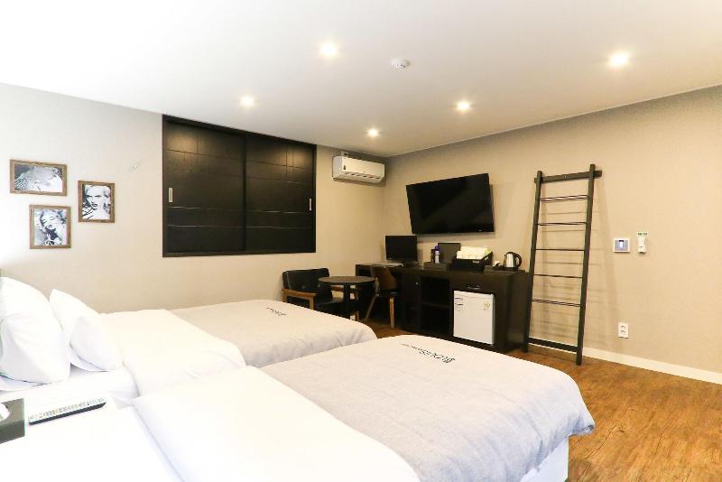 LOUIS Hotel Sasang image