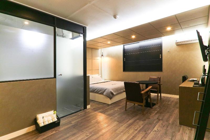 LOUIS Hotel Sasang image