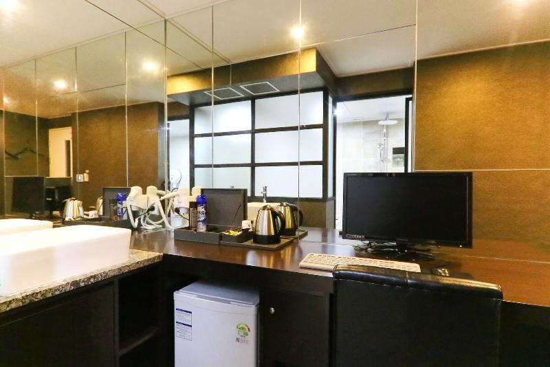 LOUIS Hotel Sasang image