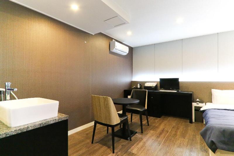 LOUIS Hotel Sasang image