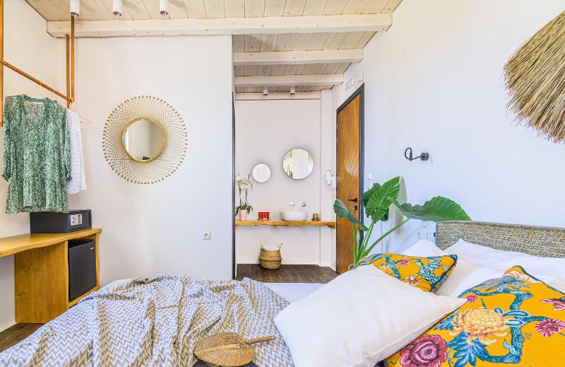 Maregold Mykonos image
