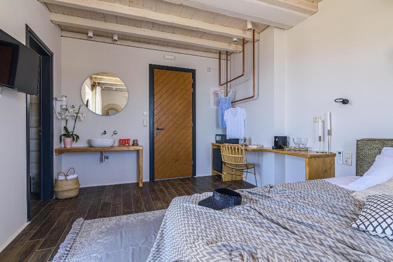 Maregold Mykonos image