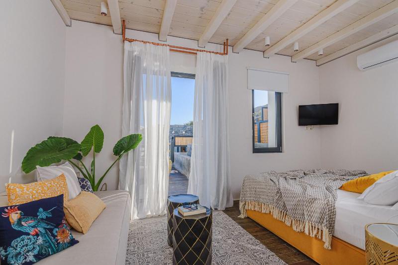 Maregold Mykonos image