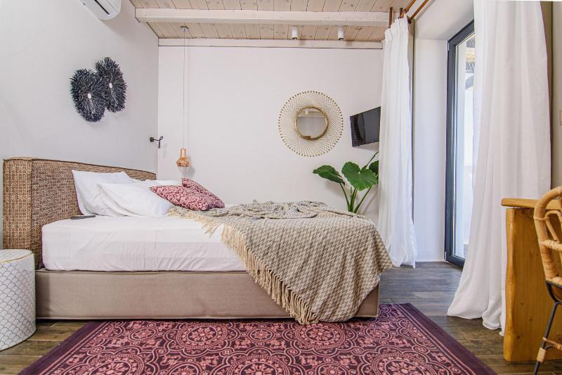 Maregold Mykonos image