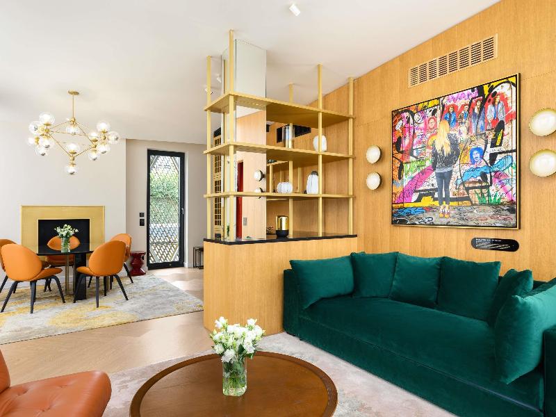 Pullman Budapest image