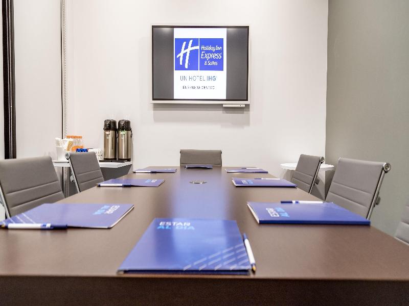 Holiday Inn Express & Suites Ensenada Centro image