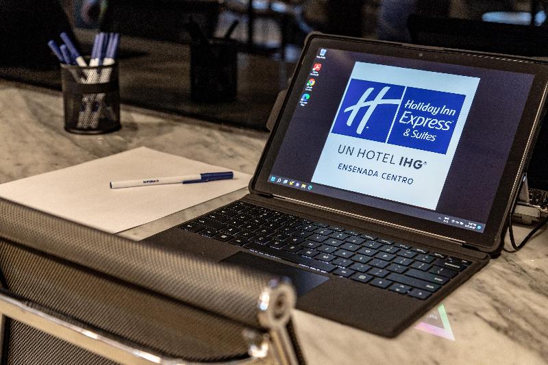 Holiday Inn Express & Suites Ensenada Centro