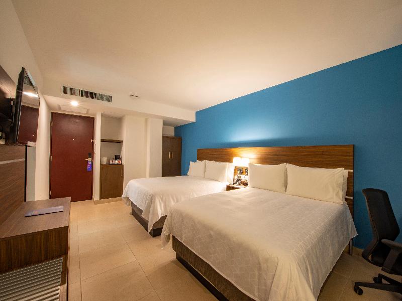 Holiday Inn Express Merida Centro image