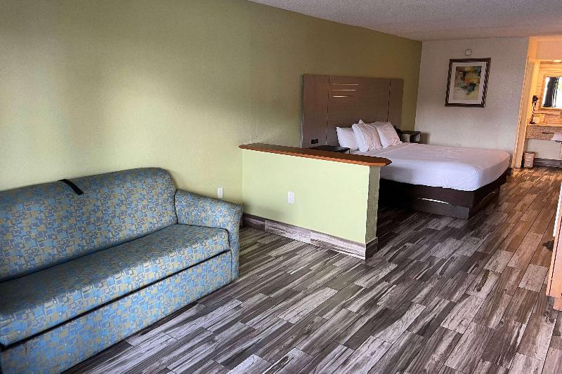 Baymont By Wyndham Orlando Downtown image