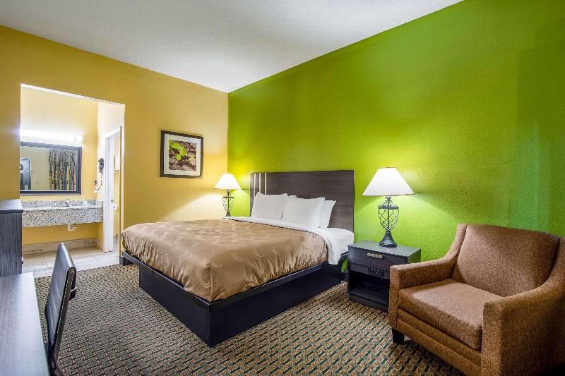 Quality Inn West Columbia - Cayce image