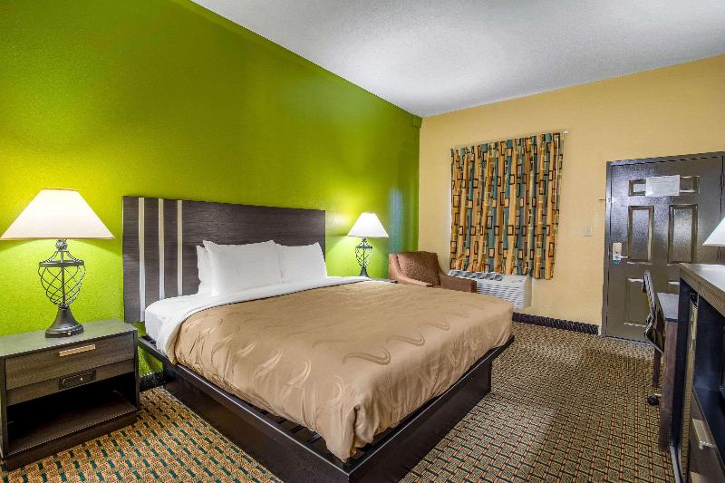 Quality Inn West Columbia - Cayce image