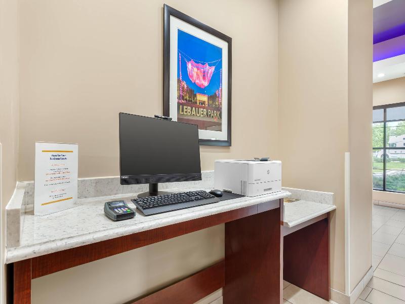 Comfort Suites Greensboro-High Point image