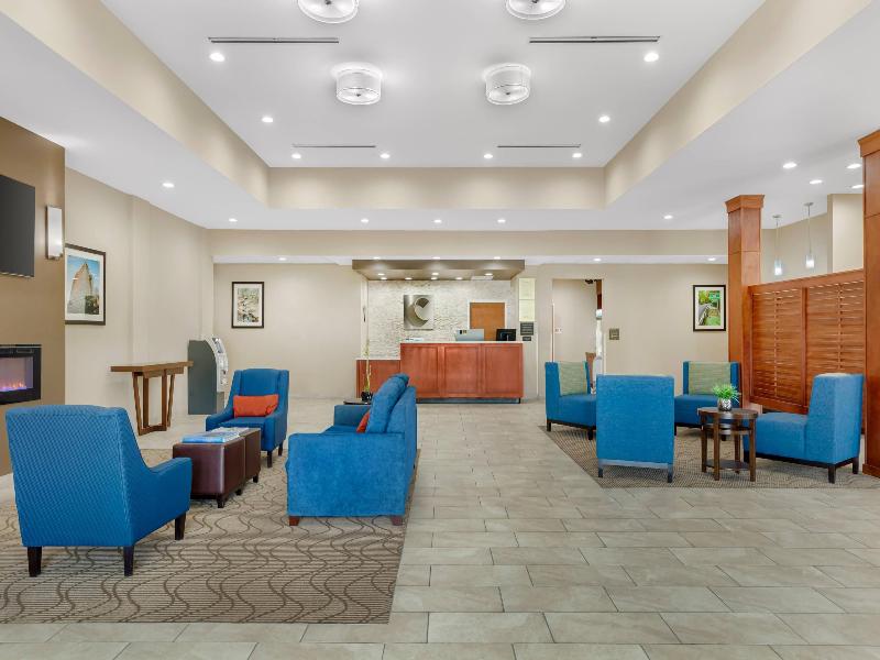 Comfort Suites Greensboro-High Point image
