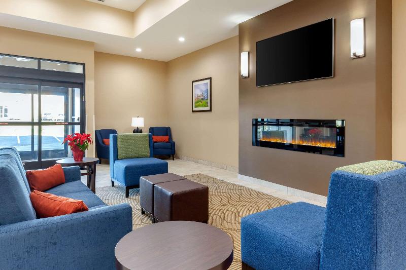 Comfort Suites Greensboro-High Point image