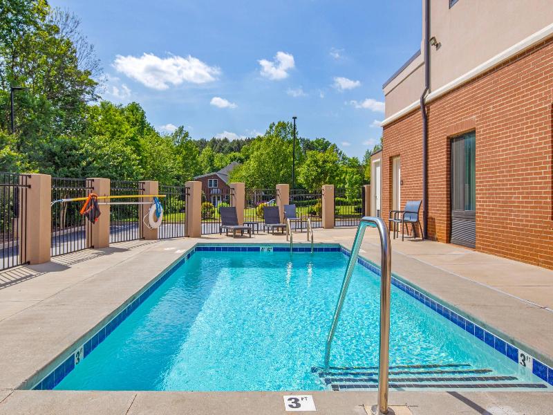 Comfort Suites Greensboro-High Point image