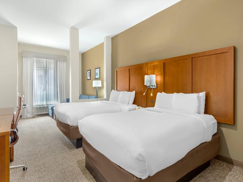 Comfort Suites Greensboro-High Point image