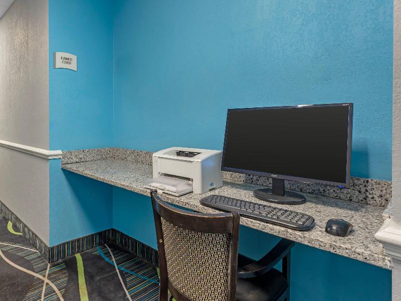 Quality Inn Suites image