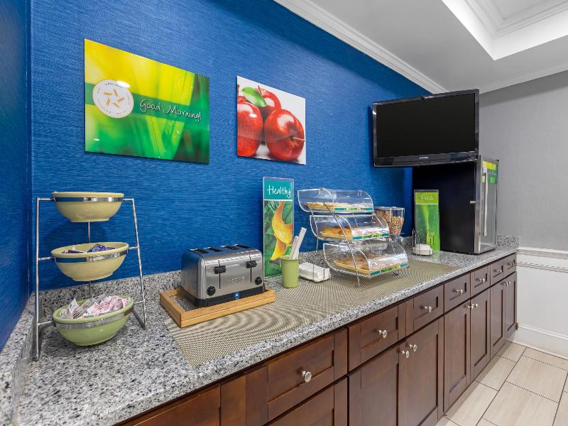 Quality Inn Suites image 3