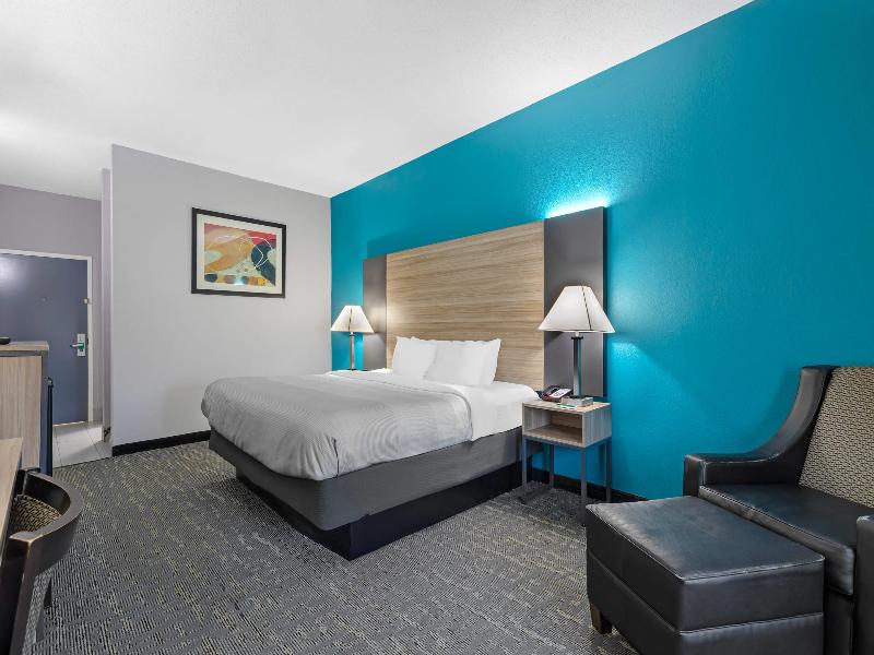 Quality Inn Suites image
