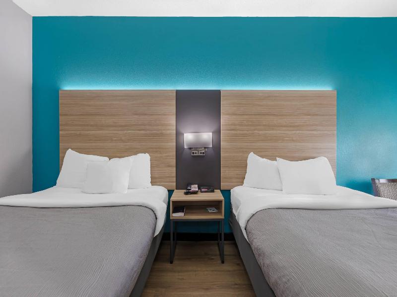 Quality Inn Suites image