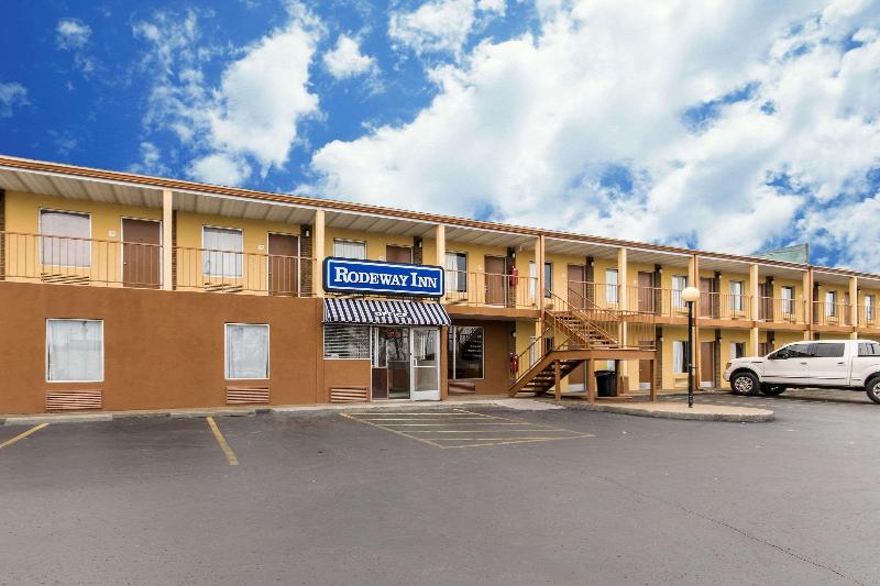 Rodeway Inn image