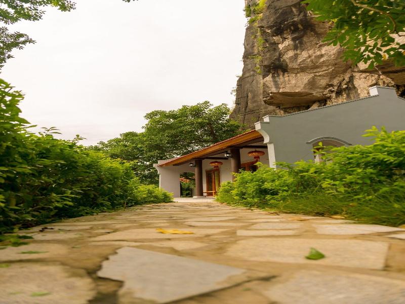 Mua Caves Ecolodge Hang Mua image