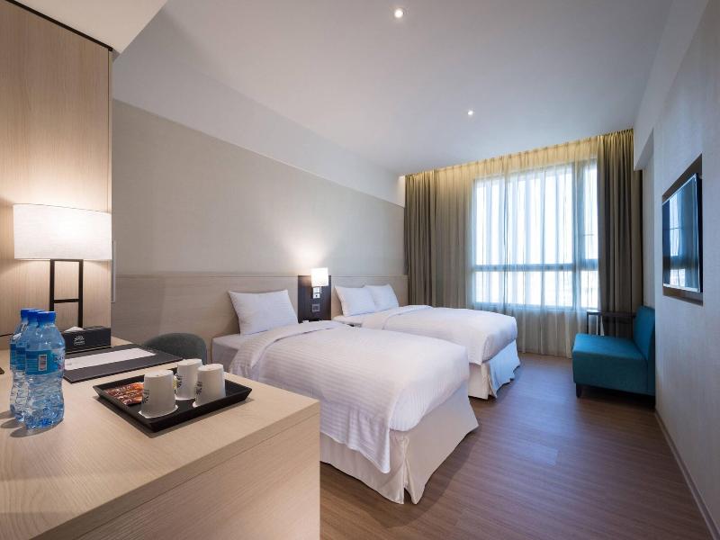 Full Kind Hotel image