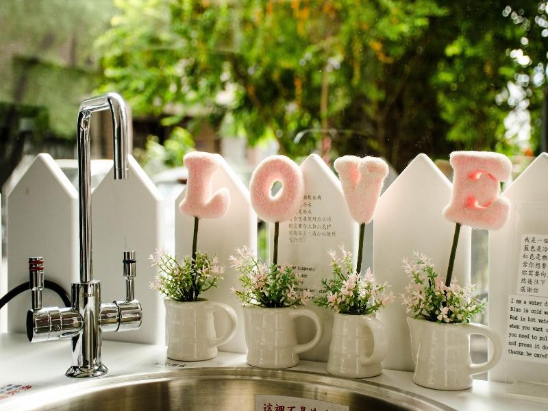 Happiness Station image