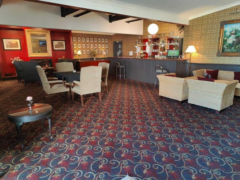 Gateway Motor Inn image