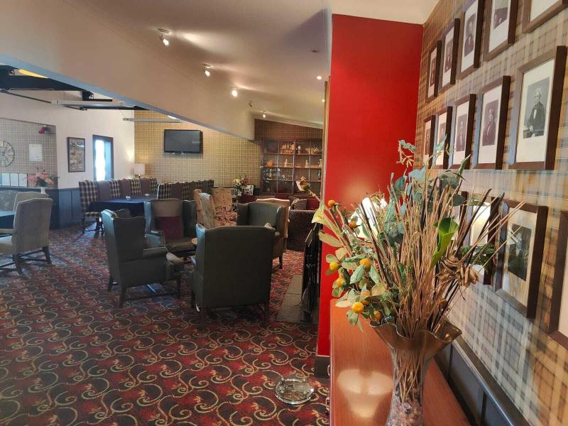 Gateway Motor Inn image