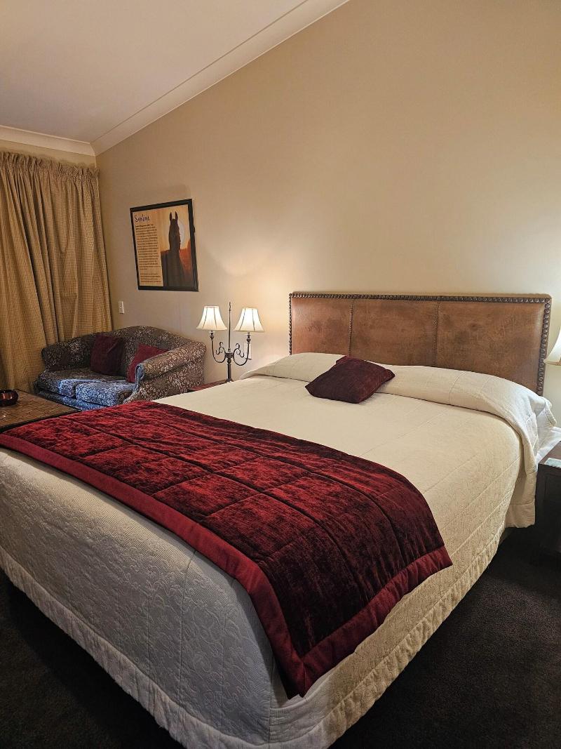 Gateway Motor Inn image