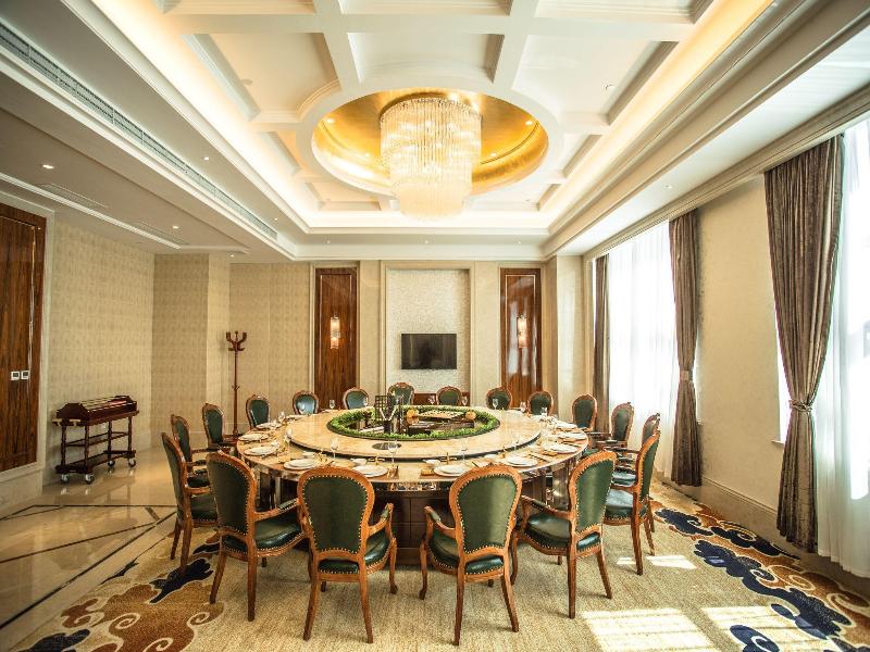 Shanghai Fuyue Hotel image