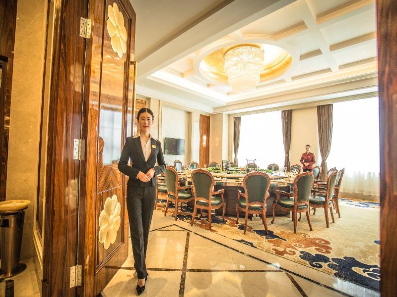 Shanghai Fuyue Hotel image