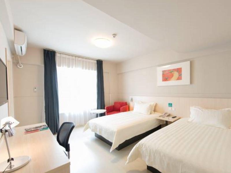 Jinjiang Inn Xianning Yinquan Avenue Hot Spring Ho
