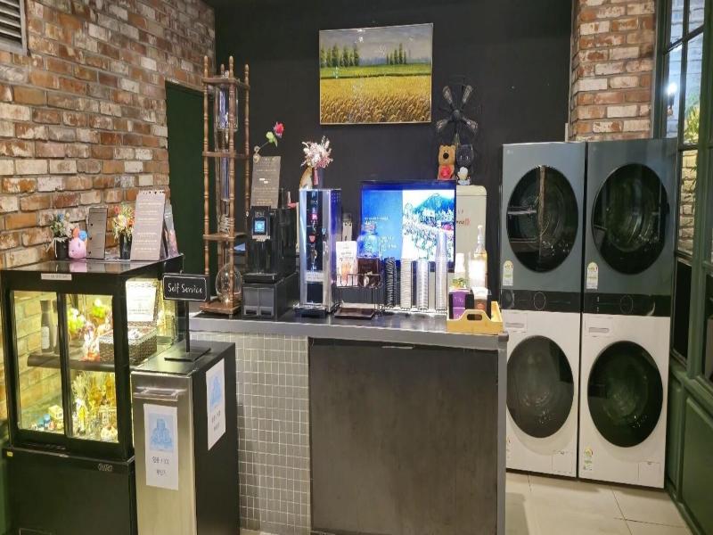 Sr Design Hotel image