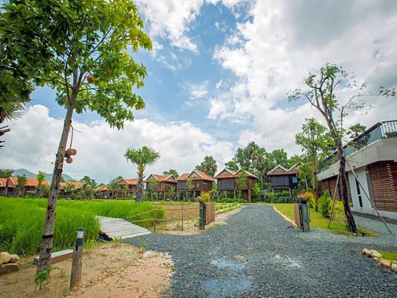 Kampot River Residence image