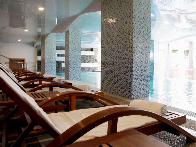 Eastern Palace Hotel image