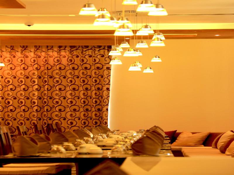 Eastern Palace Hotel image