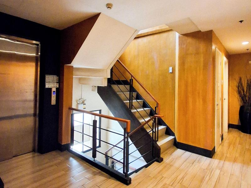 The Windy Ridge Hotel Manila image
