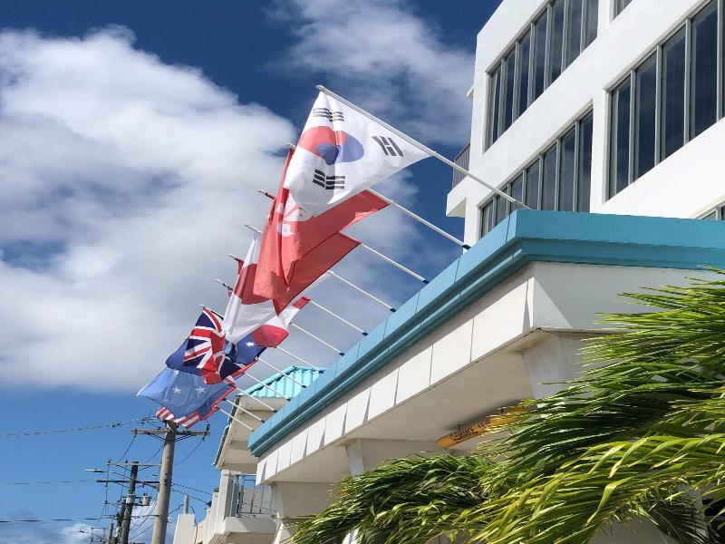 Surfrider Resort Hotel image