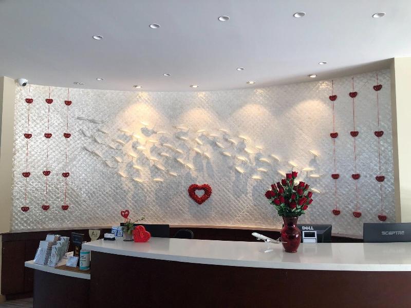 Surfrider Resort Hotel image