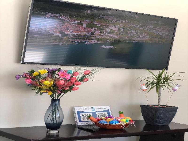 Surfrider Resort Hotel image