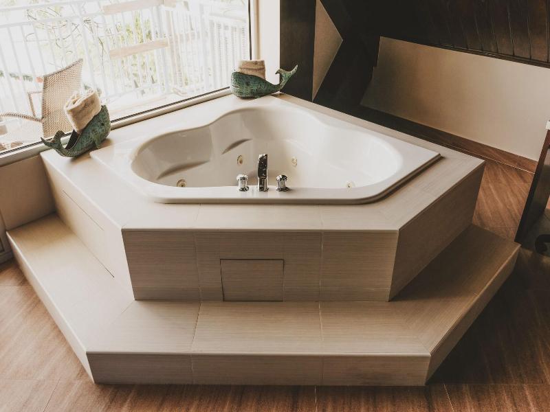 Surfrider Resort Hotel image
