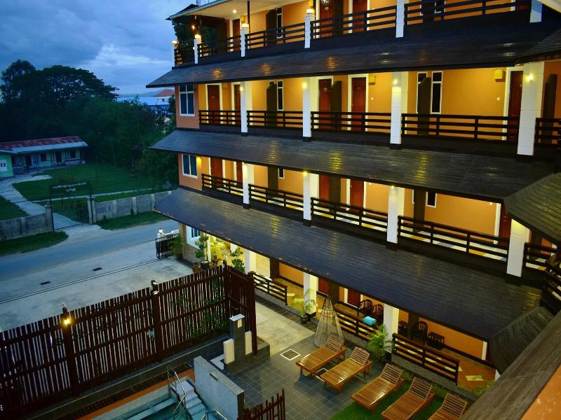 Immana Grand Inle Hotel image