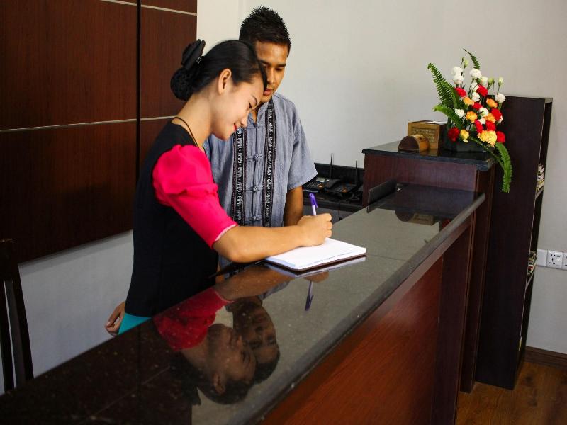Immana Grand Inle Hotel image
