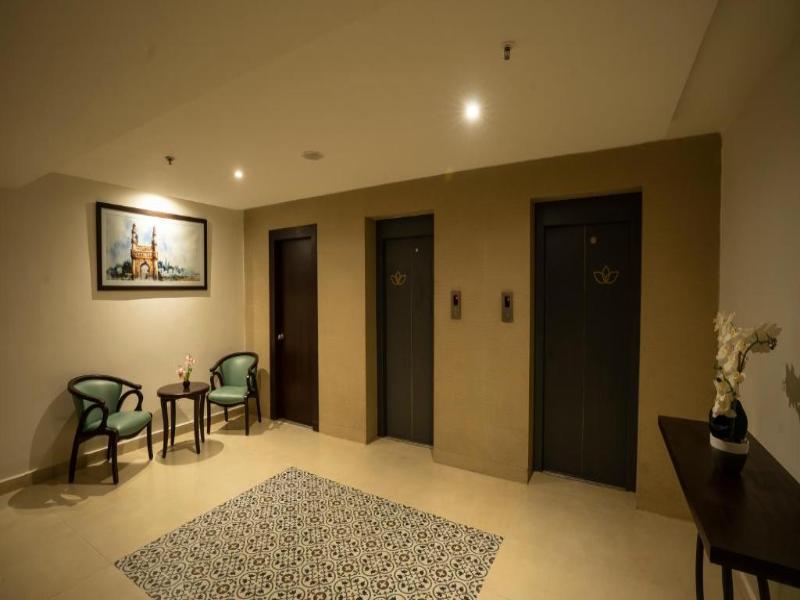 Grand Continent Secunderabad A Sarovar Portico — view