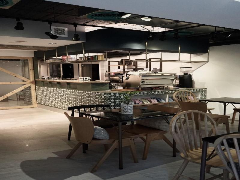 Nihao Cafe Hotel image