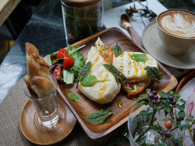 Nihao Cafe Hotel image