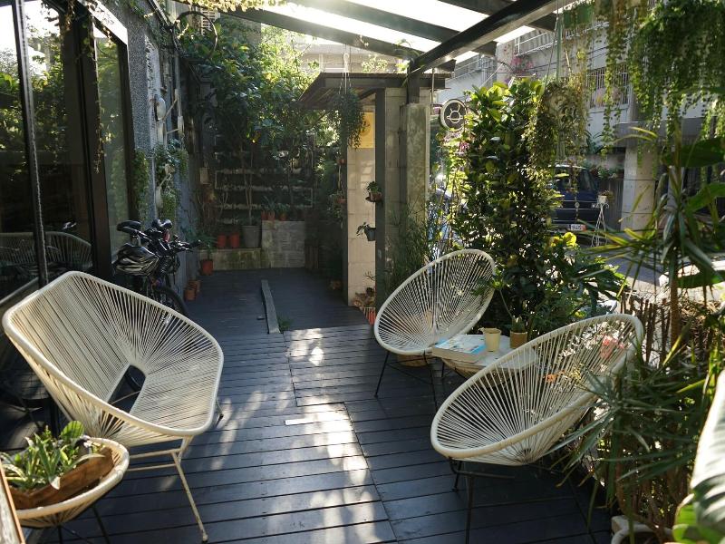 Nihao Cafe Hotel image