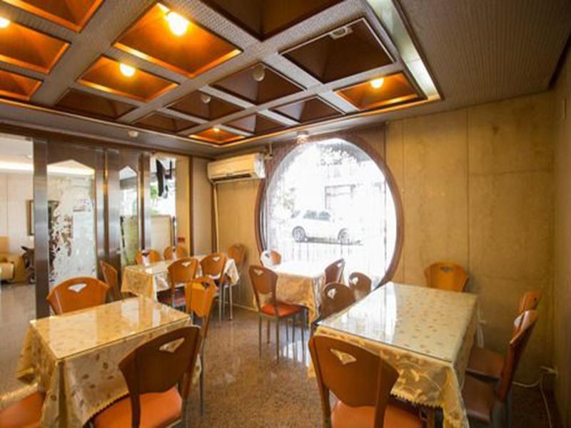 Phoenix Pavilion Hot Spring Hotel image